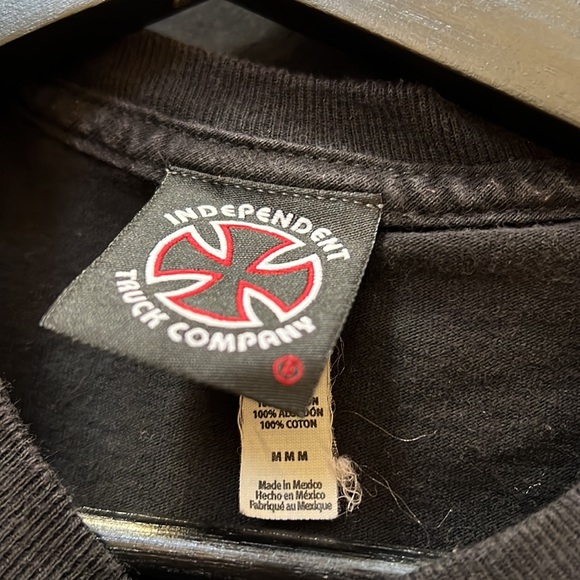 Independent tee - Picture 4 of 5